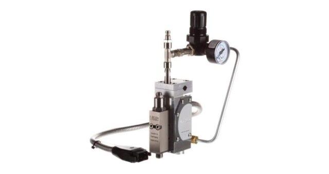 UES_hotmelt_lepilna_glava_dozirna_100677_H301_44_SP_b-1-e1588246003375 Dossis - dozirna in mešalna tehnika